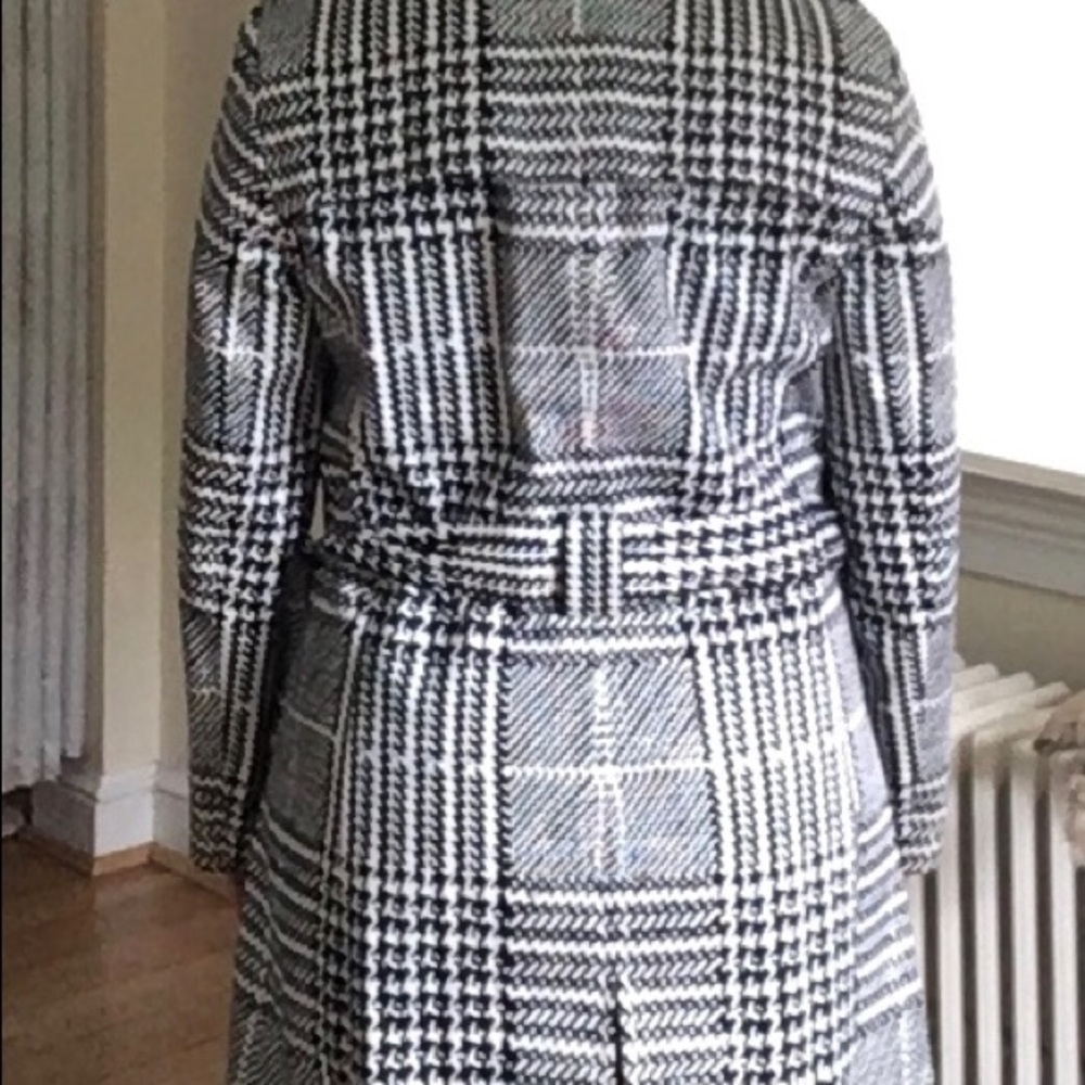 Designer Raincoat - Picture 3 of 3